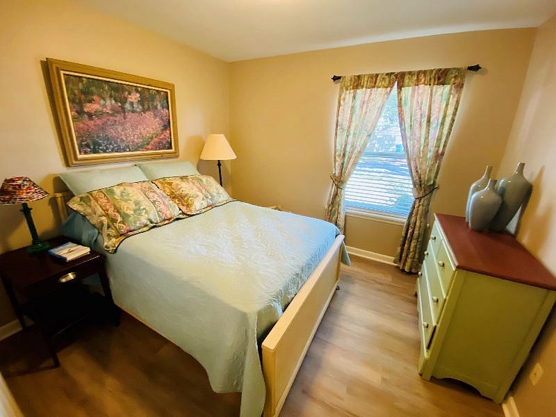 Furnished Finder property 590009_1 photo 6