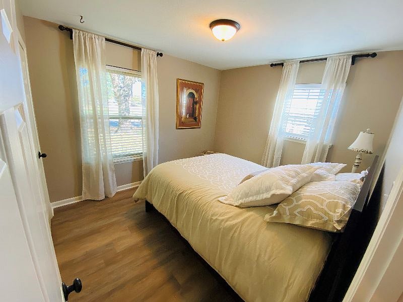 Furnished Finder property 590009_1 photo 8