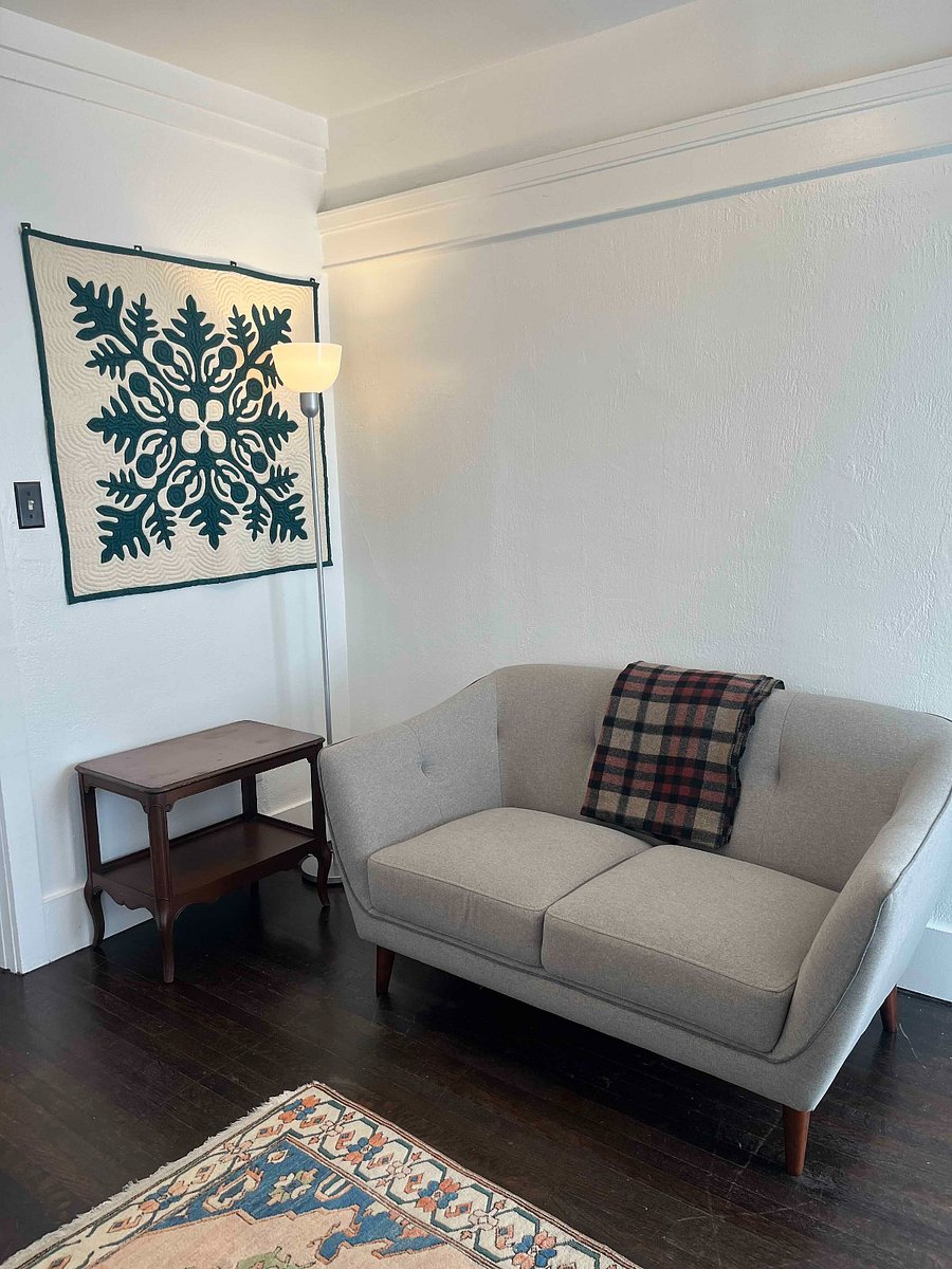 Furnished Finder property 590026_1 photo 25