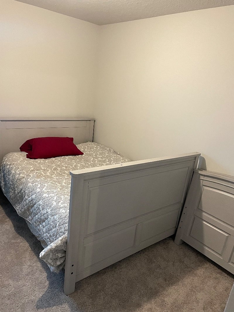 Queen bed and empty closet