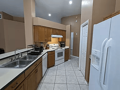 Furnished Finder property 590059_1 photo 7