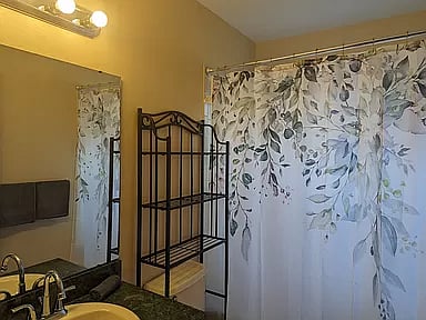 Furnished Finder property 590059_1 photo 15