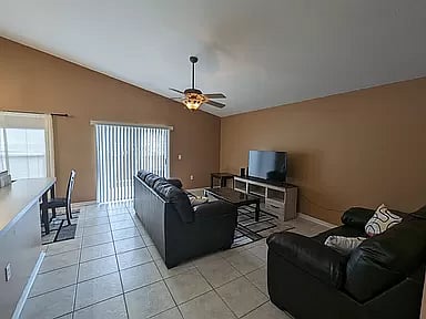Furnished Finder property 590059_1 photo 3