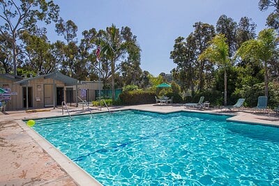 Community Pool within 5 mins walk