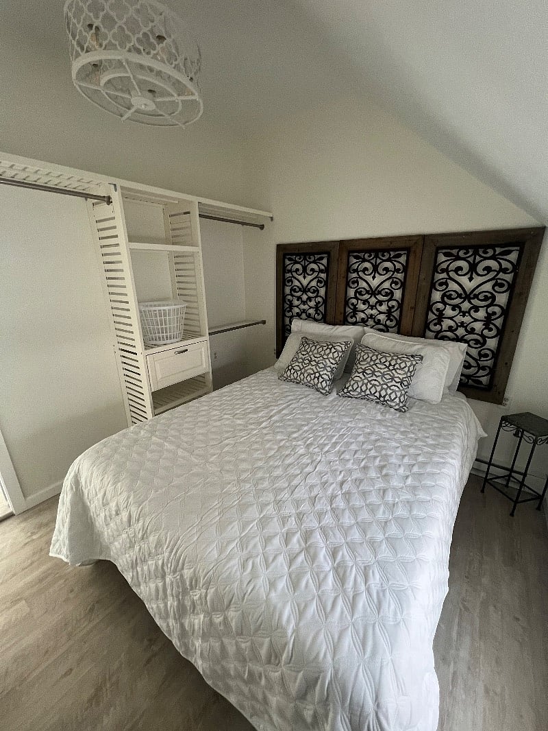 Furnished Finder property 590108_1 photo 9