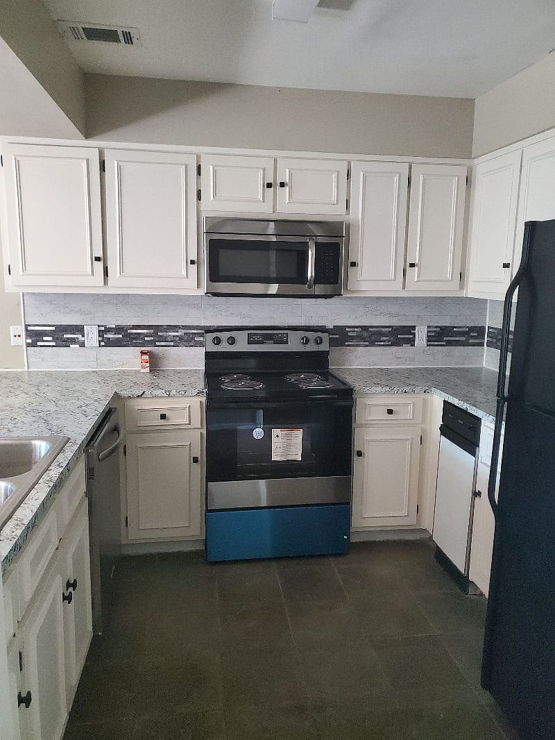Furnished Finder property 590112_1 photo 6
