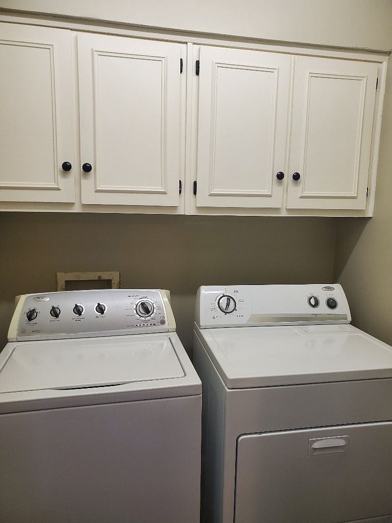 Furnished Finder property 590112_1 photo 12
