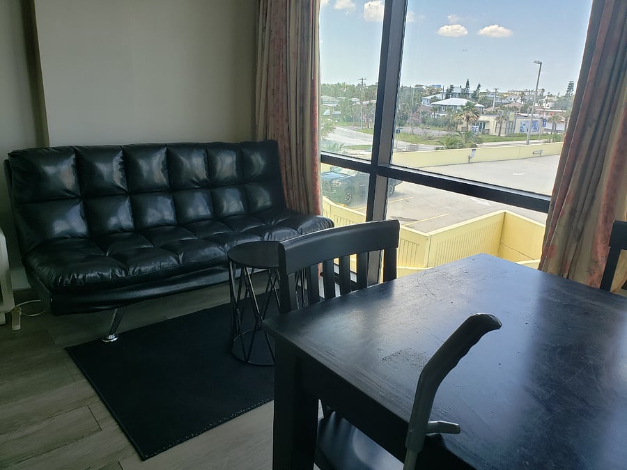 Furnished Finder property 590126_1 photo 6