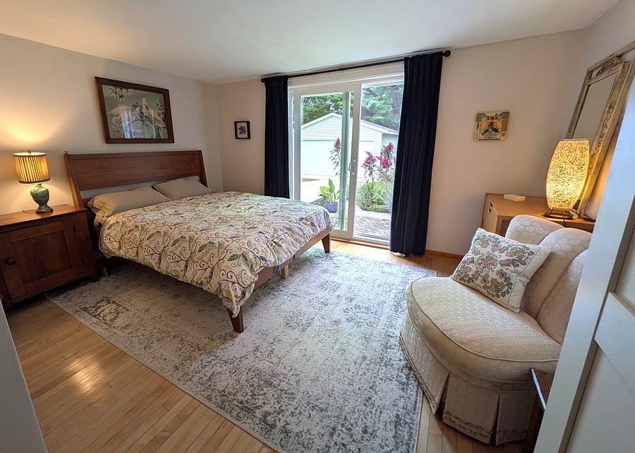 Furnished Finder property 590161_1 photo 4