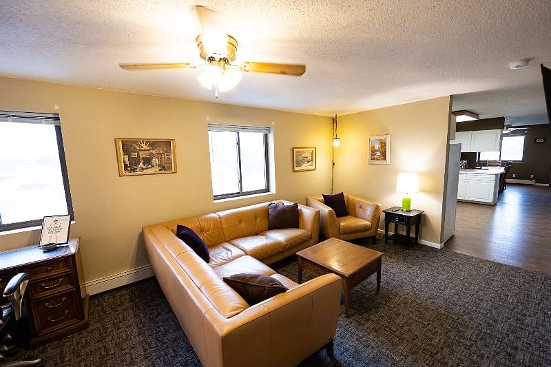 Furnished Finder property 590200_1 photo 17