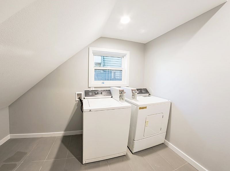 Furnished Finder property 590252_1 photo 13