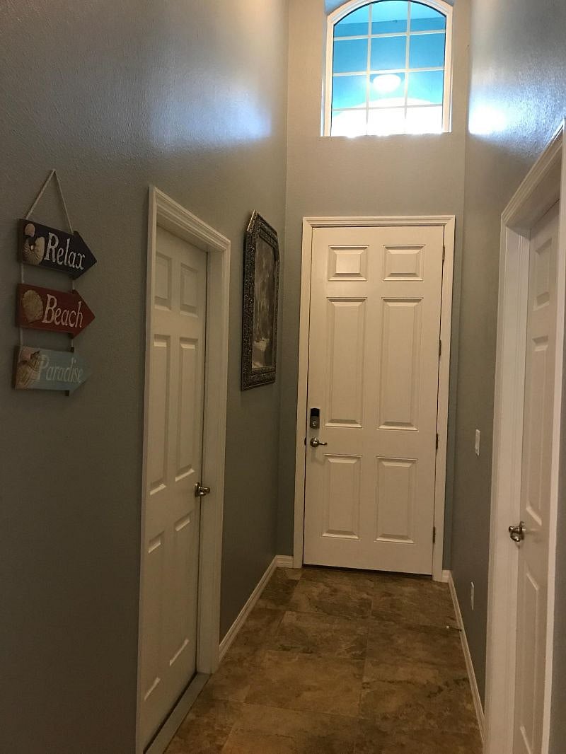 Furnished Finder property 590270_1 photo 18