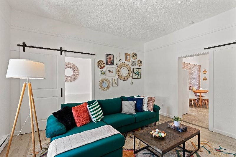 Furnished Finder property 590291_1 photo 3