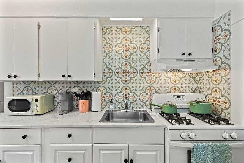 Furnished Finder property 590291_1 photo 6