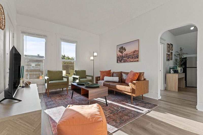 Furnished Finder property 590291_4 photo 1