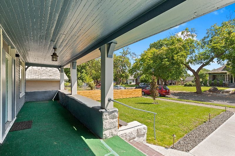 Furnished Finder property 590291_4 photo 17