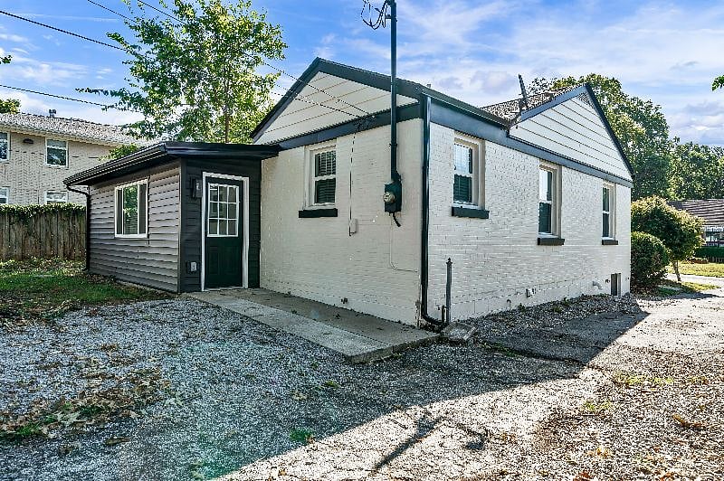 Furnished Finder property 590299_1 photo 25