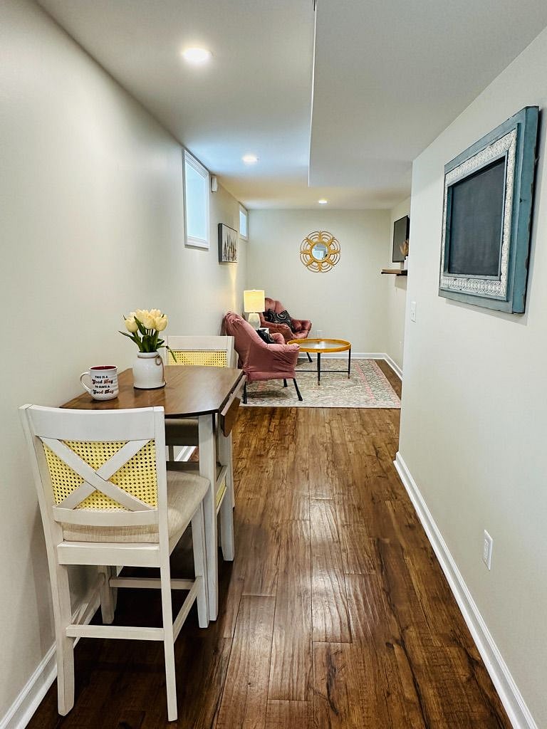 Furnished Finder property 590302_1 photo 6
