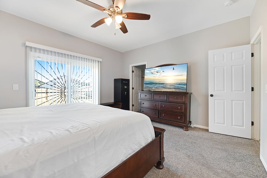 Furnished Finder property 590305_1 photo 27