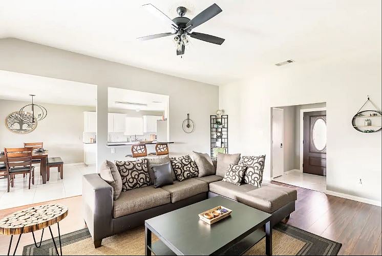 Furnished Finder property 590312_1 photo 3