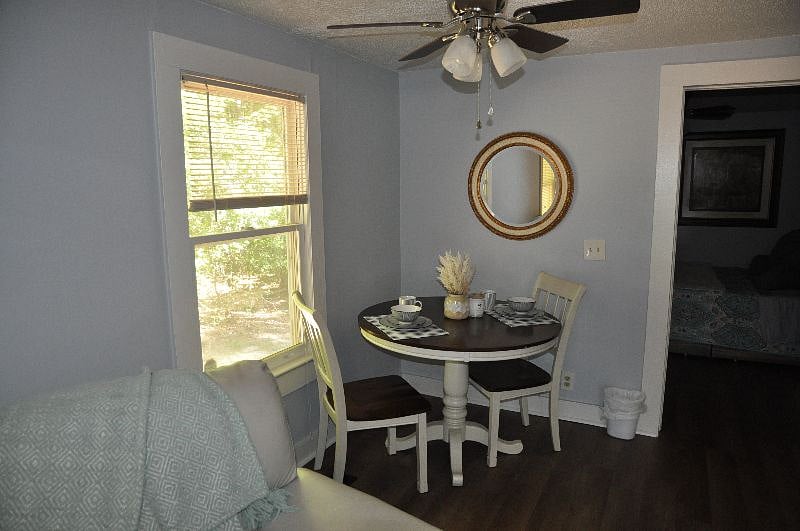 Furnished Finder property 590403_1 photo 2