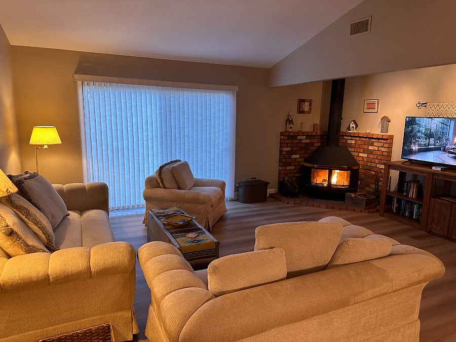 Furnished Finder property 590404_1 photo 1