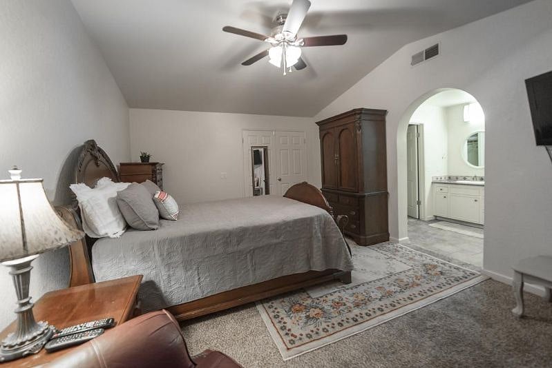 Furnished Finder property 590421_1 photo 3