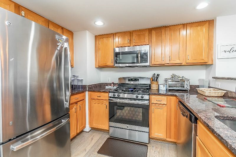 Furnished Finder property 590464_1 photo 9