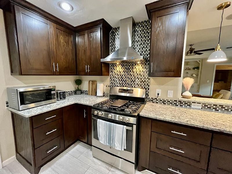 Furnished Finder property 590485_1 photo 16