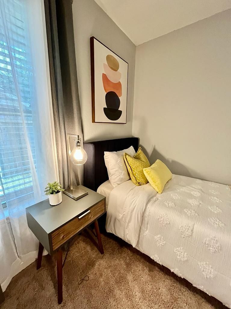 Furnished Finder property 590485_1 photo 30