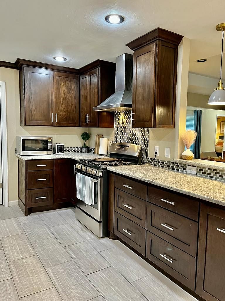Furnished Finder property 590485_1 photo 55