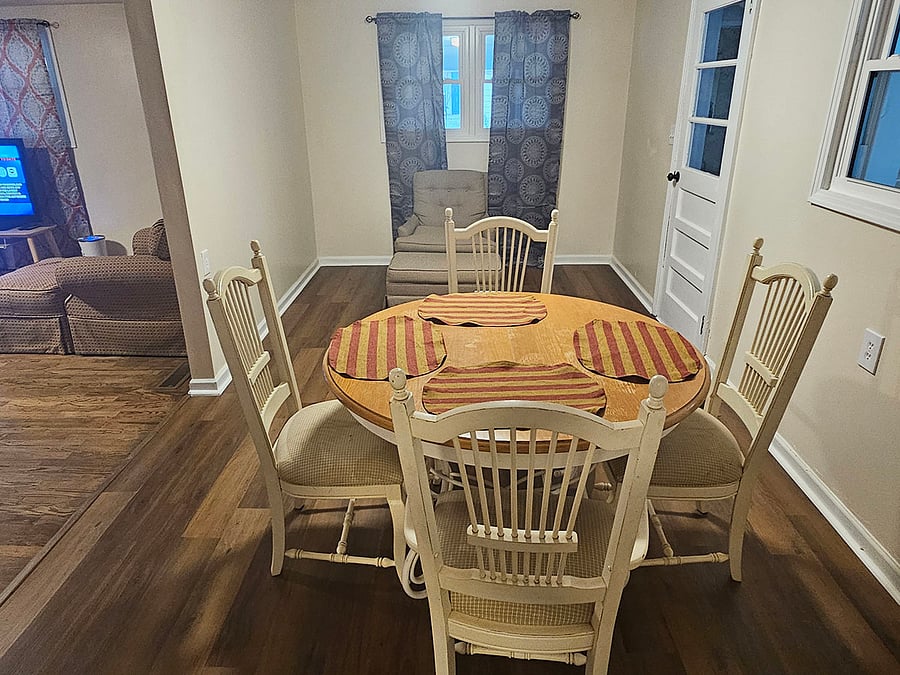 Furnished Finder property 590592_3 photo 4