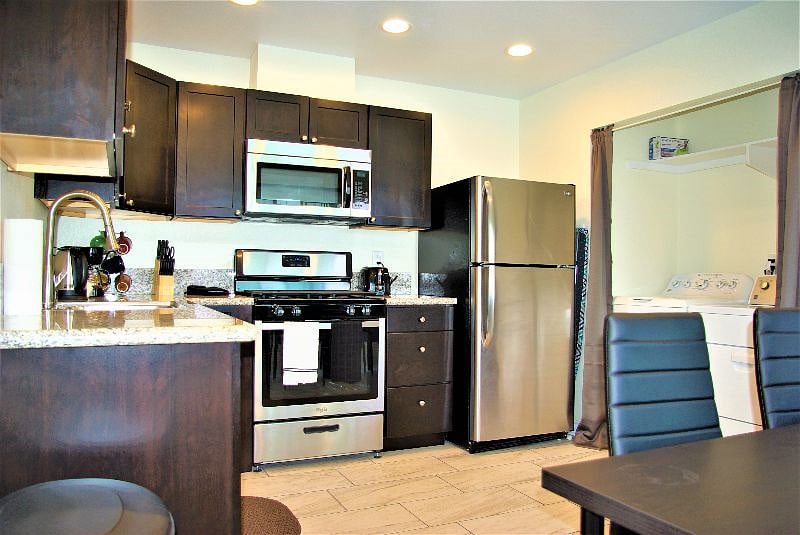 Furnished Finder property 590631_1 photo 3
