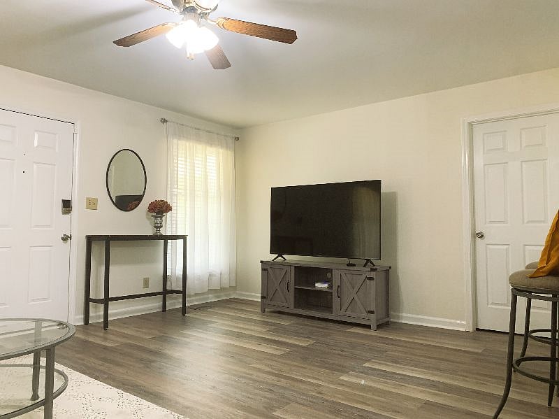 Furnished Finder property 590660_1 photo 12