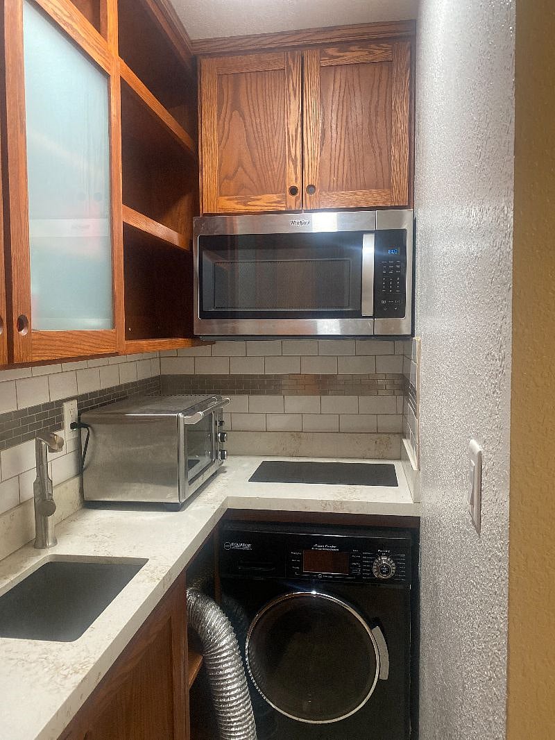 Furnished Finder property 590702_1 photo 10