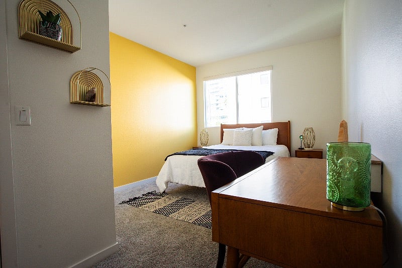 2nd bedroom