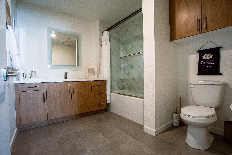Guest Bathroom attached to 2nd bedroom