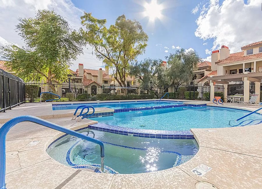 Sparkling pool and Hot tub