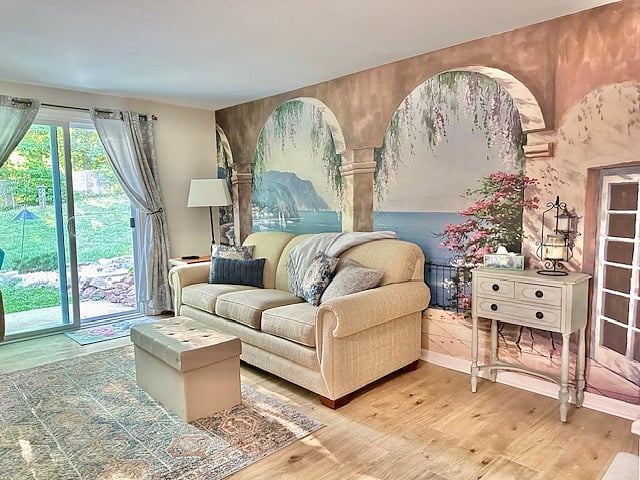 Furnished Finder property 590754_1 photo 12