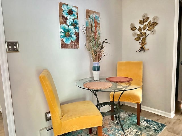 Furnished Finder property 590754_1 photo 13