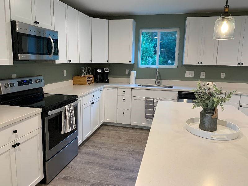 Furnished Finder property 590771_1 photo 6