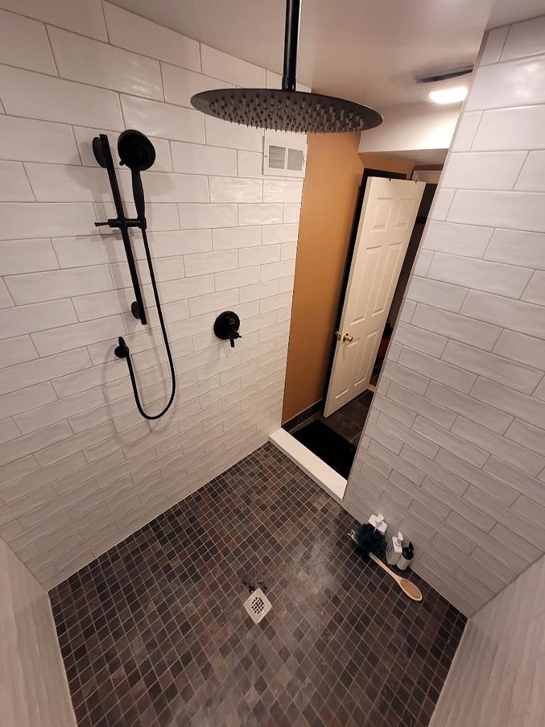 Furnished Finder property 590783_1 photo 6