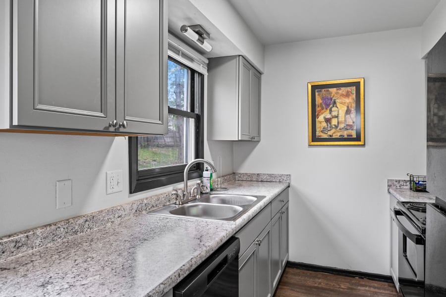 Furnished Finder property 590807_2 photo 3