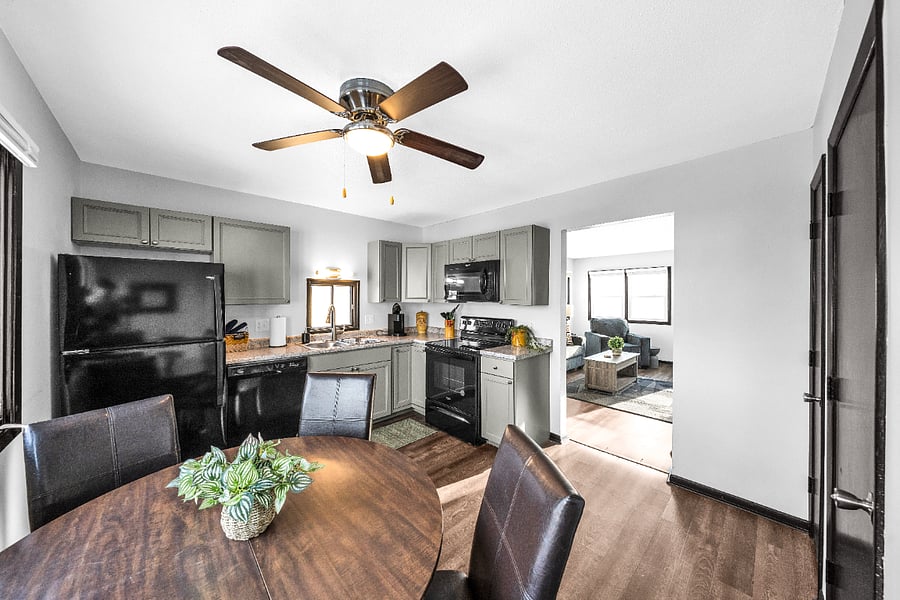 Furnished Finder property 590835_2 photo 3