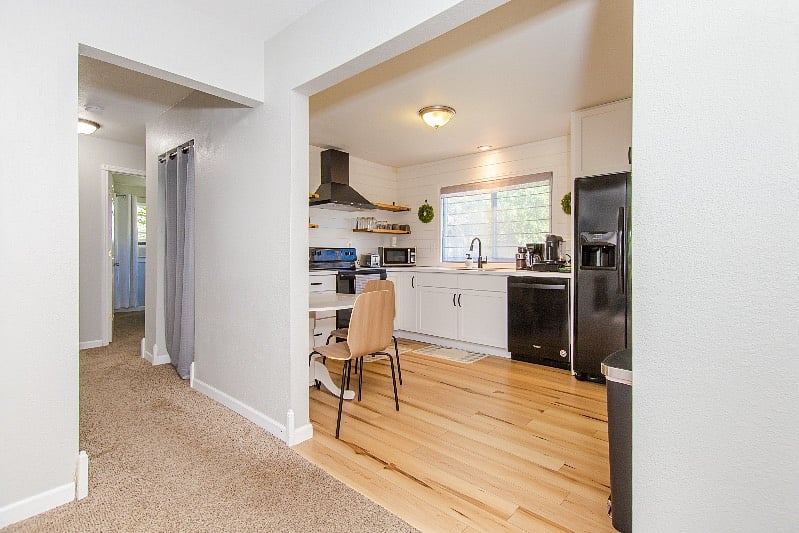 Furnished Finder property 590848_1 photo 3