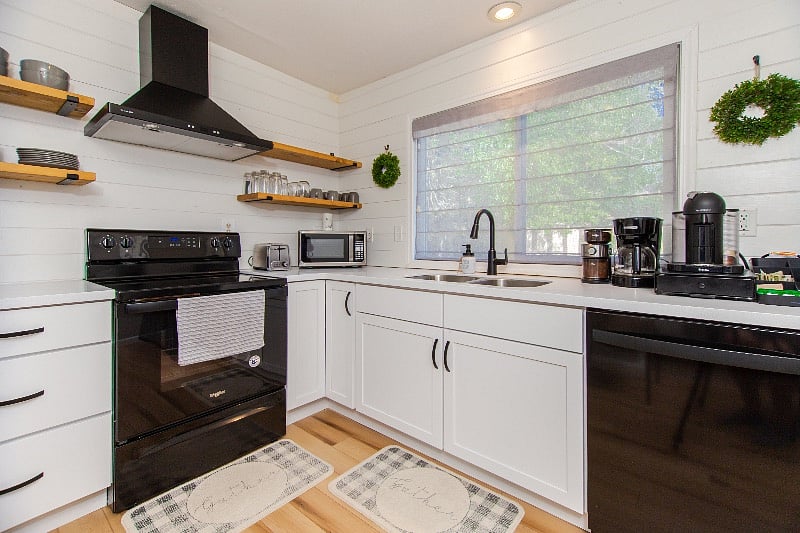 Furnished Finder property 590848_1 photo 4