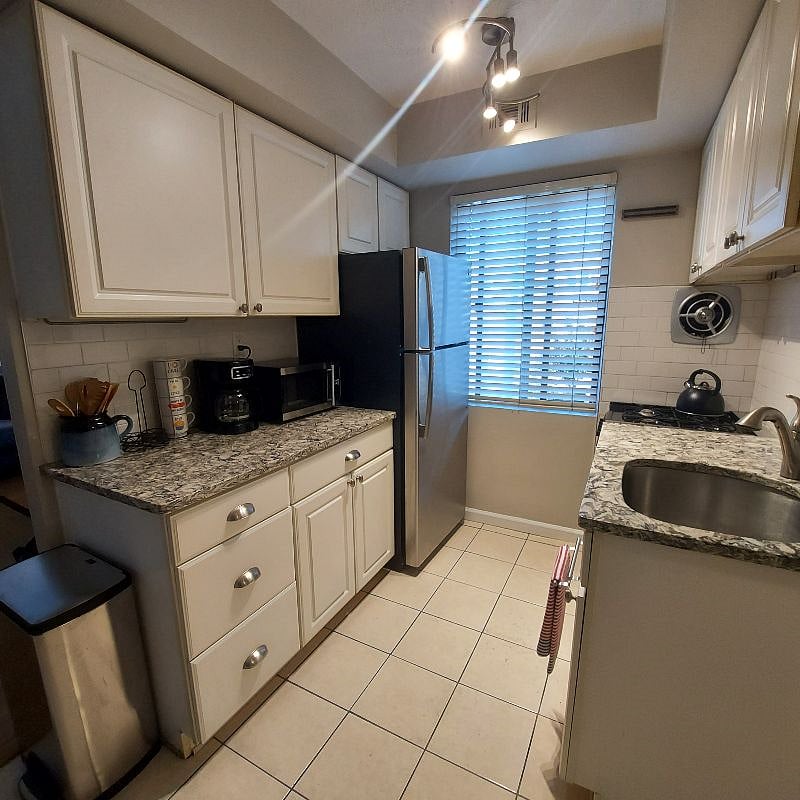 Furnished Finder property 590872_1 photo 9