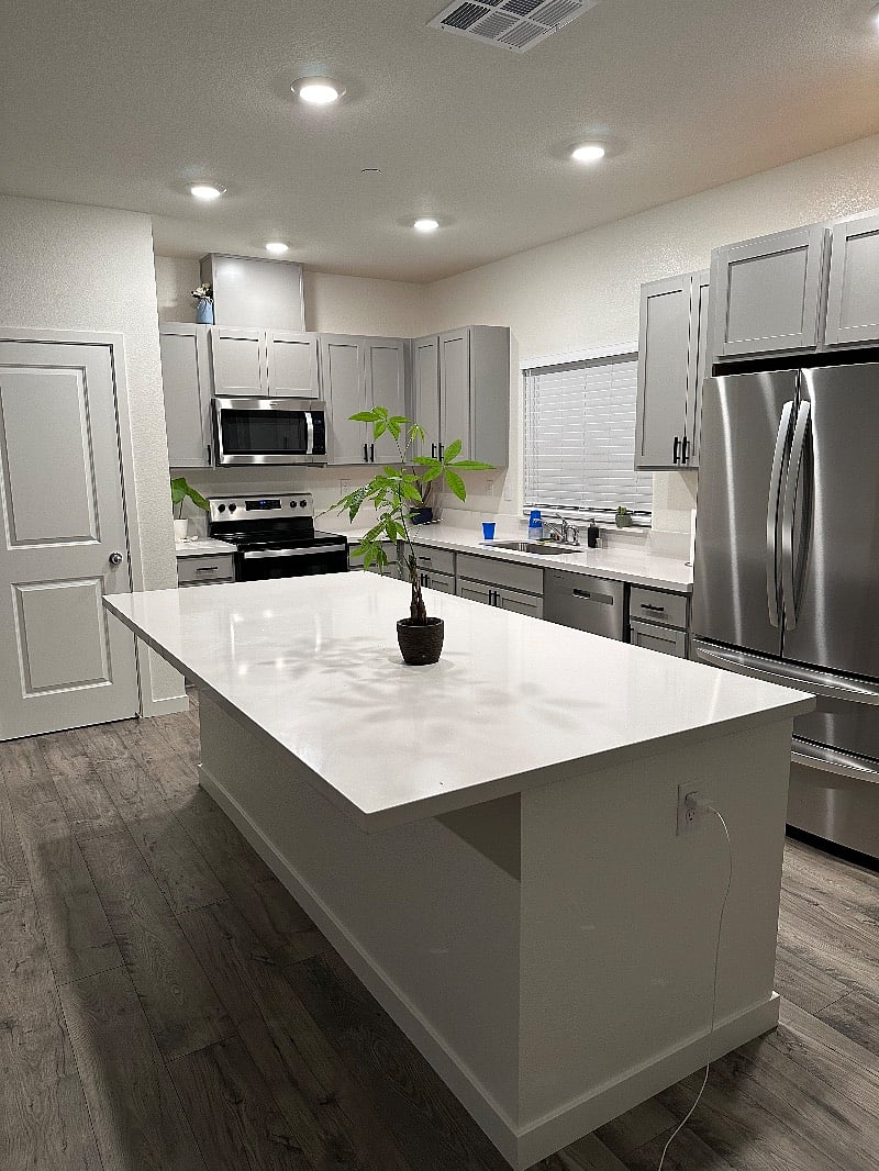 Furnished Finder property 590902_1 photo 9