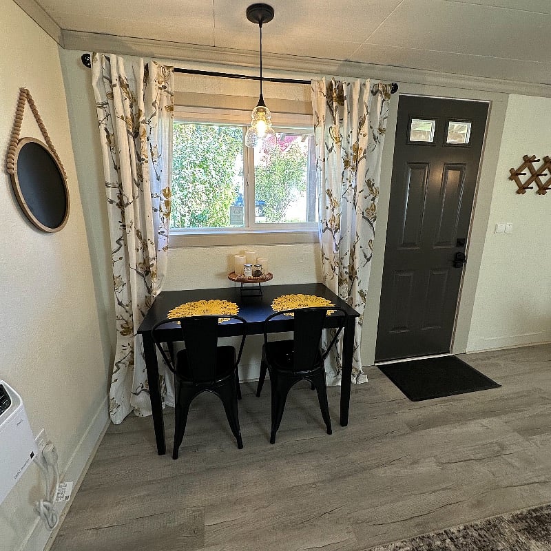 Furnished Finder property 590926_1 photo 8