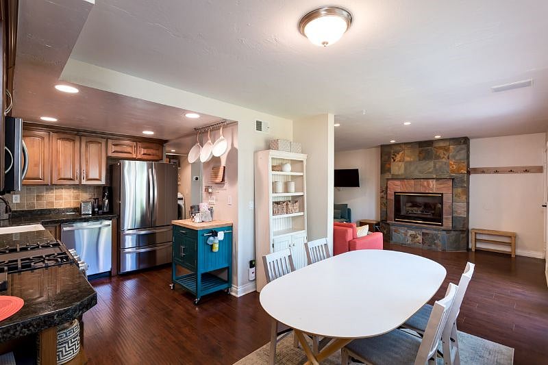 Furnished Finder property 590936_1 photo 6